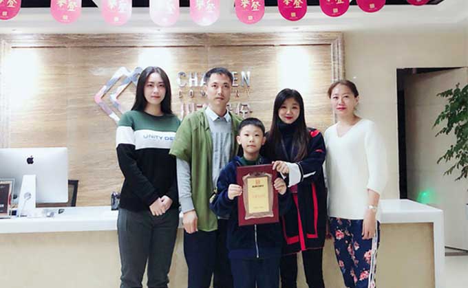 馬來西亞的孟姐加盟帽牌貨冒菜