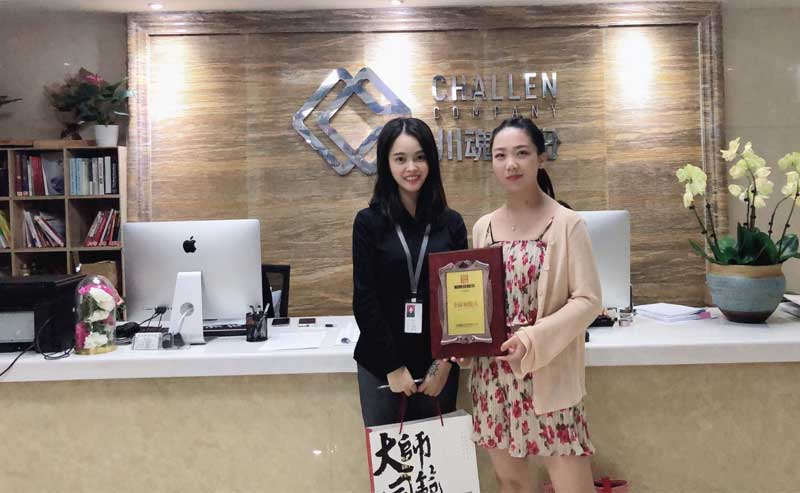 恭喜成都卿女士簽約加盟帽牌貨冒菜