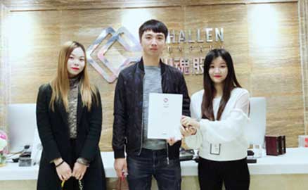 成都的姑姑開(kāi)了一家帽牌貨冒菜加盟店