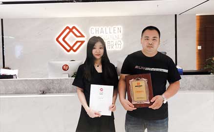 楊哥之前在學(xué)校開了家米線面館