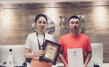 云南的高先生曾在老家吃過(guò)帽牌貨冒菜