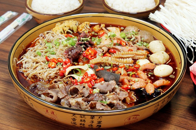 1681286671153844.jpg 開冒菜店如何選址比較好?一篇詳細(xì)的選址指南