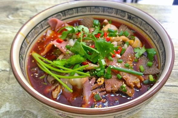 如何加盟成都冒菜？加盟費多少？冒菜加盟優(yōu)勢