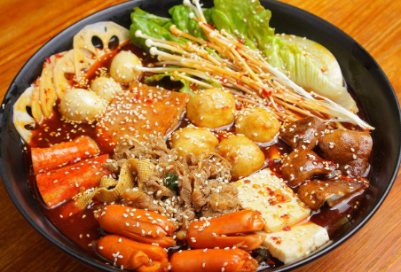 如何加盟帽牌貨冒菜？