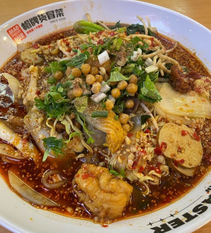 自己開麻辣燙店七八個(gè)月生意不好該怎么辦？