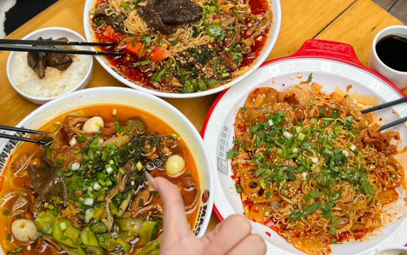 現(xiàn)在愛吃冒菜的人多不多？