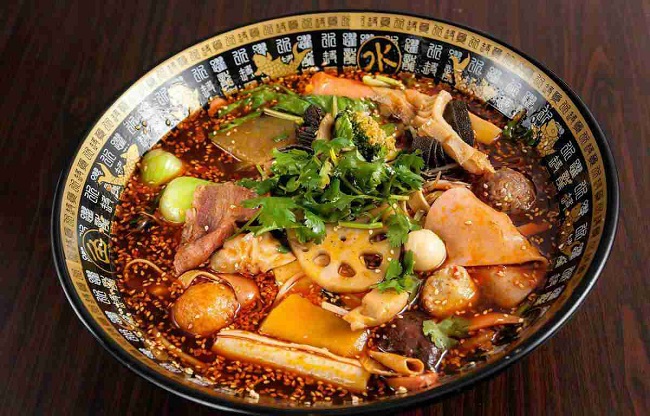 開冒菜店賺錢嗎，開一家冒菜店需要注意什么？